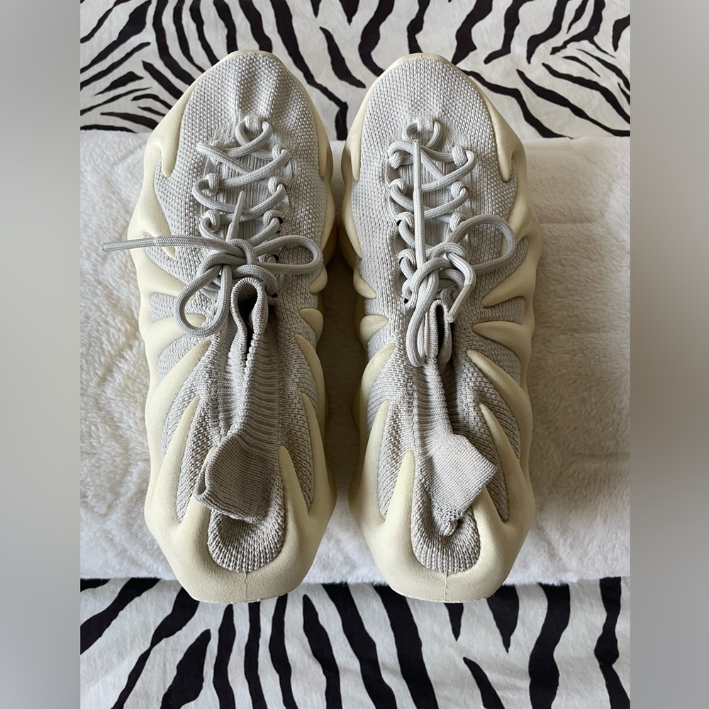 Yeezy 450 Cloud White 🔥 (SOLD!!)